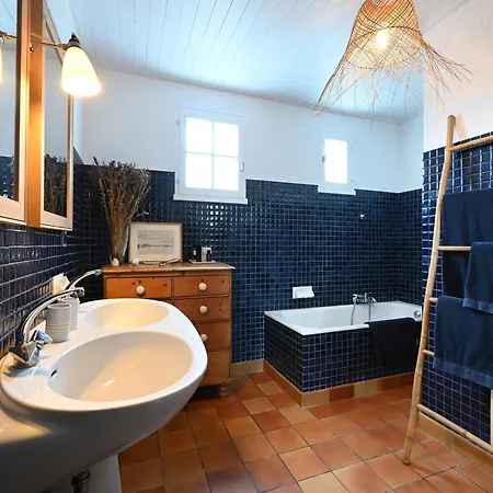 Maison Saint-clement-des-baleines, 5 Pieces, 10 Personnes - Fr-1-258-140 *